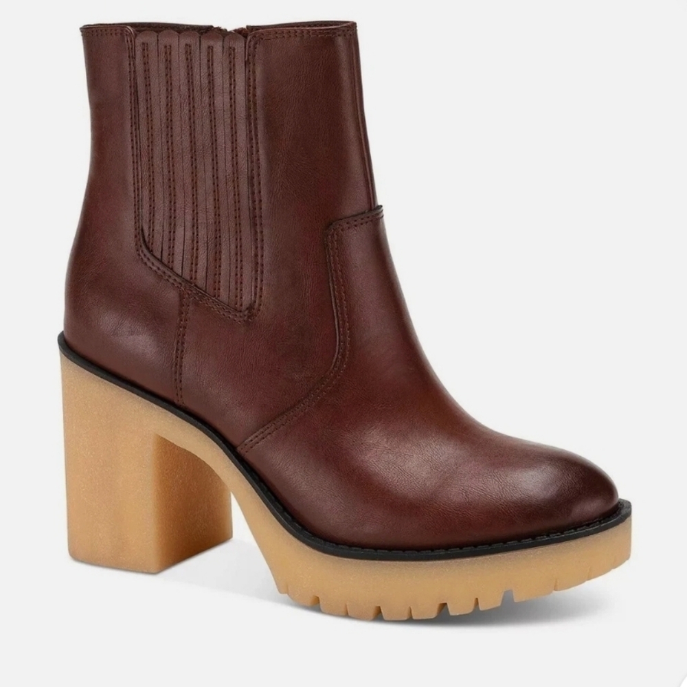 NIB- Sun And Stone Brown Leather Ankle Boots